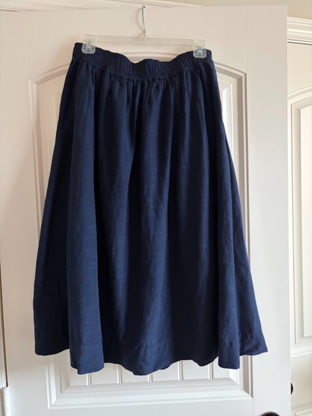 GAP Navy Midi Skirt - Picture 2 of 2